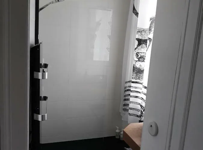 Par Hasard Ou Pas Bed and breakfast Saint-Martin-aux-Chartrains